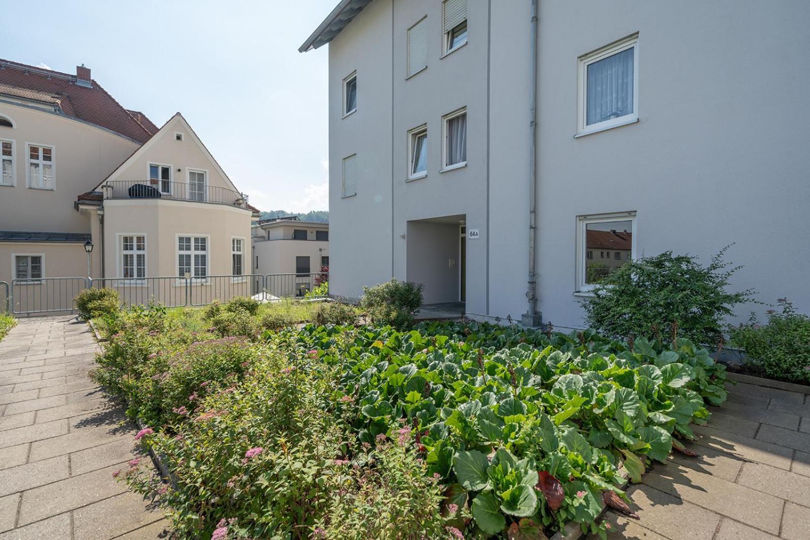 Benville Pirna - Modern - Familie - Terrasse Екстериор снимка